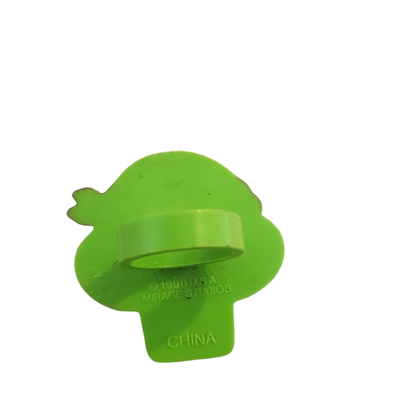 Vintage TMNT plastic ring - Picture 2 of 2